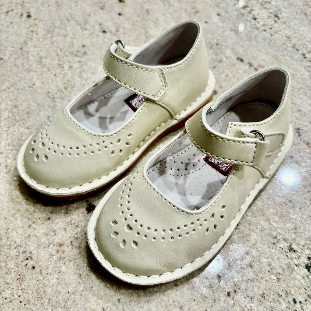 L’amour toddler Mary Jane shoes